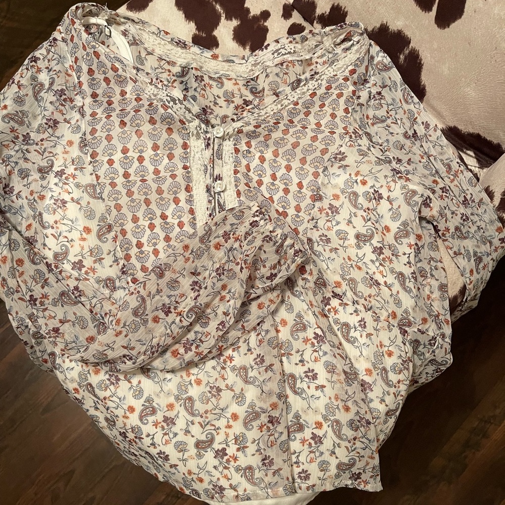Hollister Blouse